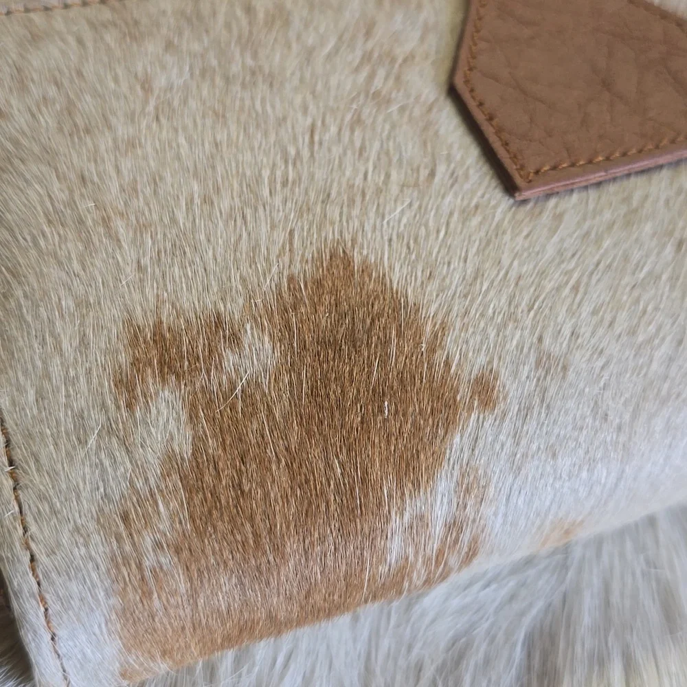 Cowhide Leather Wallet - Picture 12 of 13